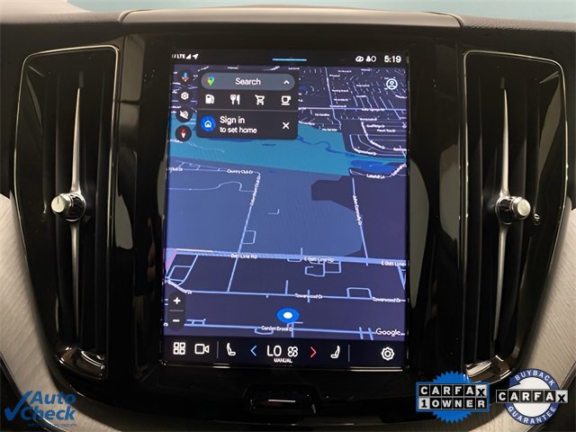 Used 2025 Volvo XC60 B5 Plus image 35