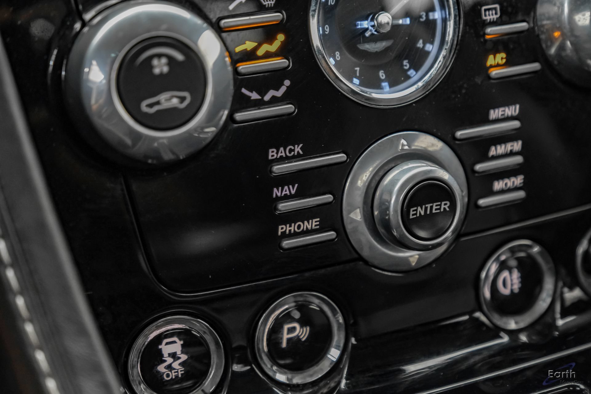 Used 2014 Aston Martin V8 Vantage S RWD image 69