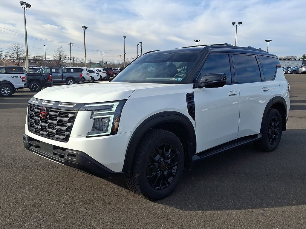 Certified 2025 Nissan Armada PRO-4X image 3