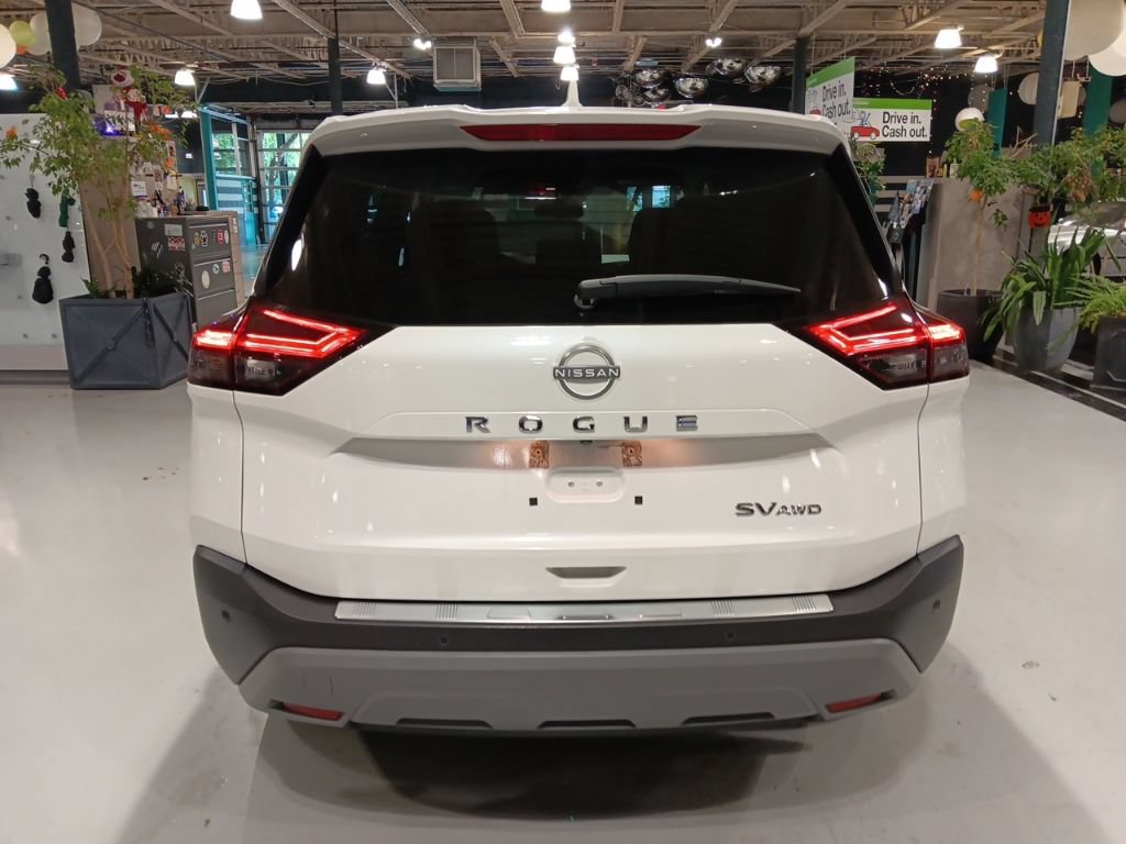 Used 2023 Nissan Rogue SV AWD/4WD image 15