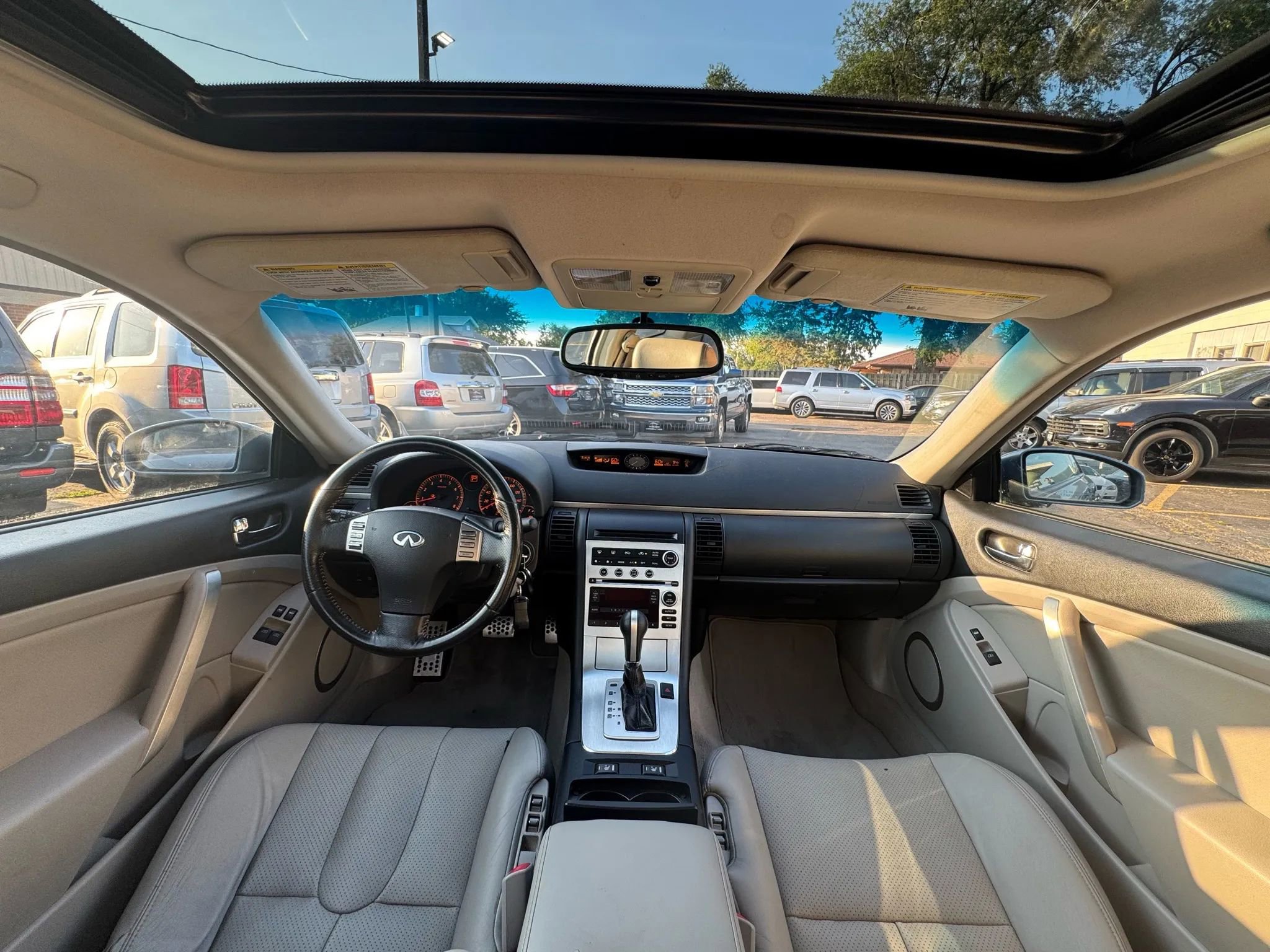 Used 2005 INFINITI G35 Coupe w/ (P01) Premium Pkg image 2