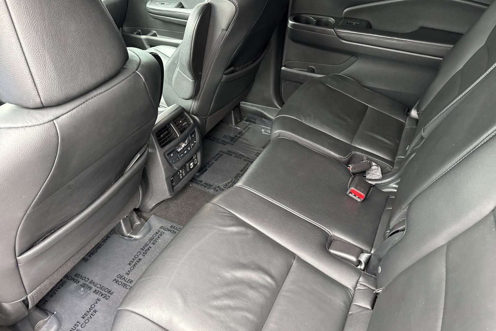 Used 2020 Honda Pilot Touring image 15