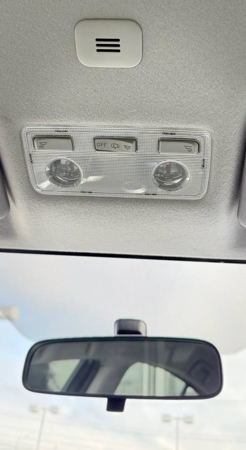Used 2015 Toyota Prius C Two FWD image 19