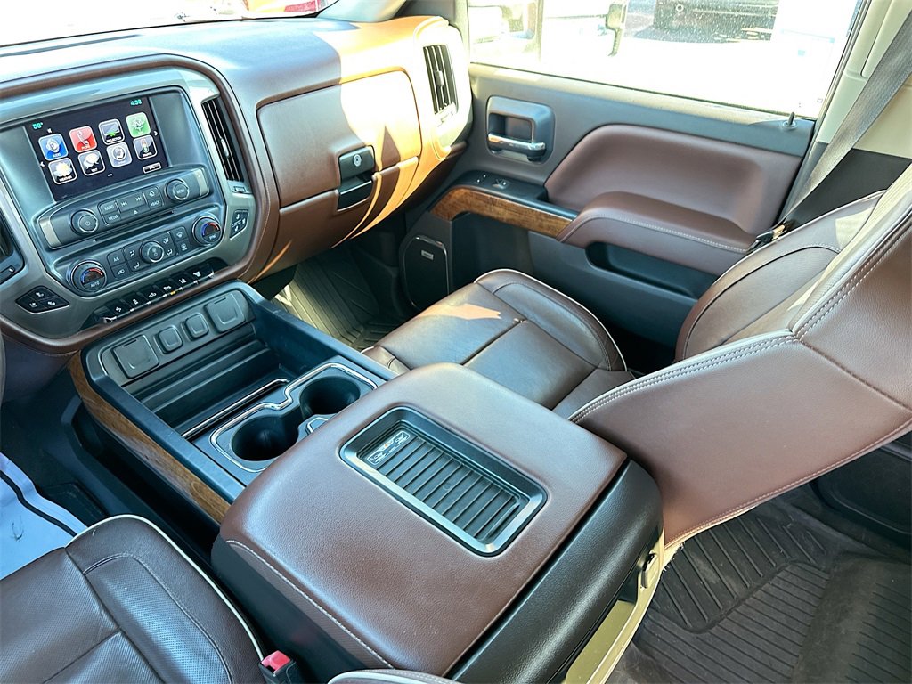 Used 2019 Chevrolet Silverado 2500 High Country w/ Duramax Plus Package image 23
