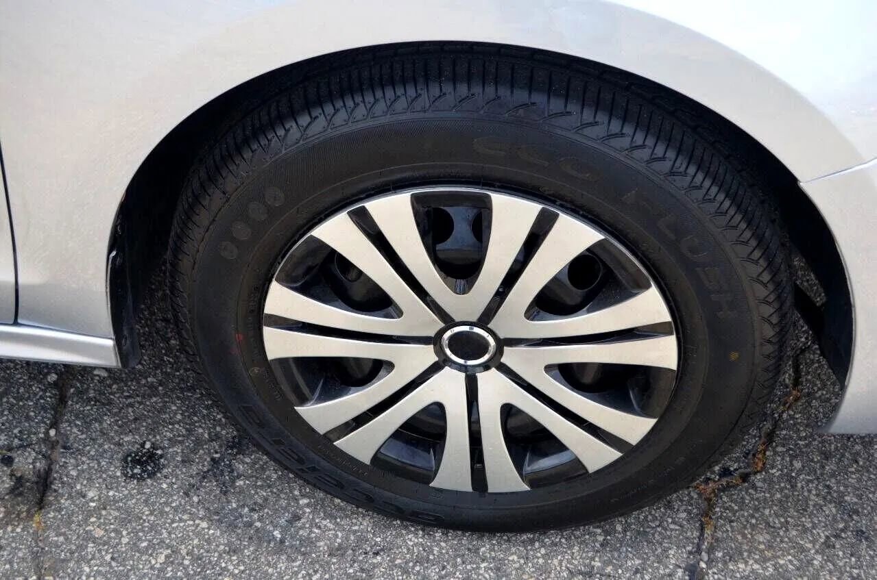 Used 2014 Volkswagen Jetta S image 16