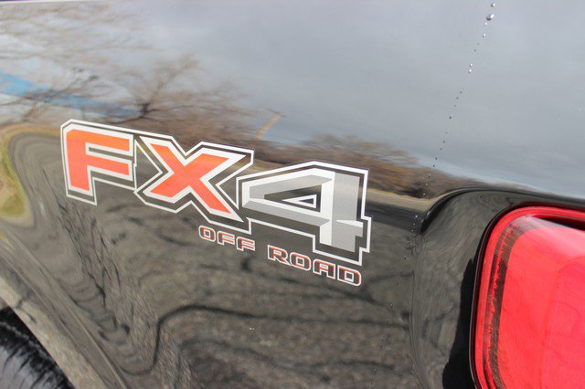 Used 2023 Ford F150 Platinum w/ FX4 Off-Road Package AWD/4WD image 5