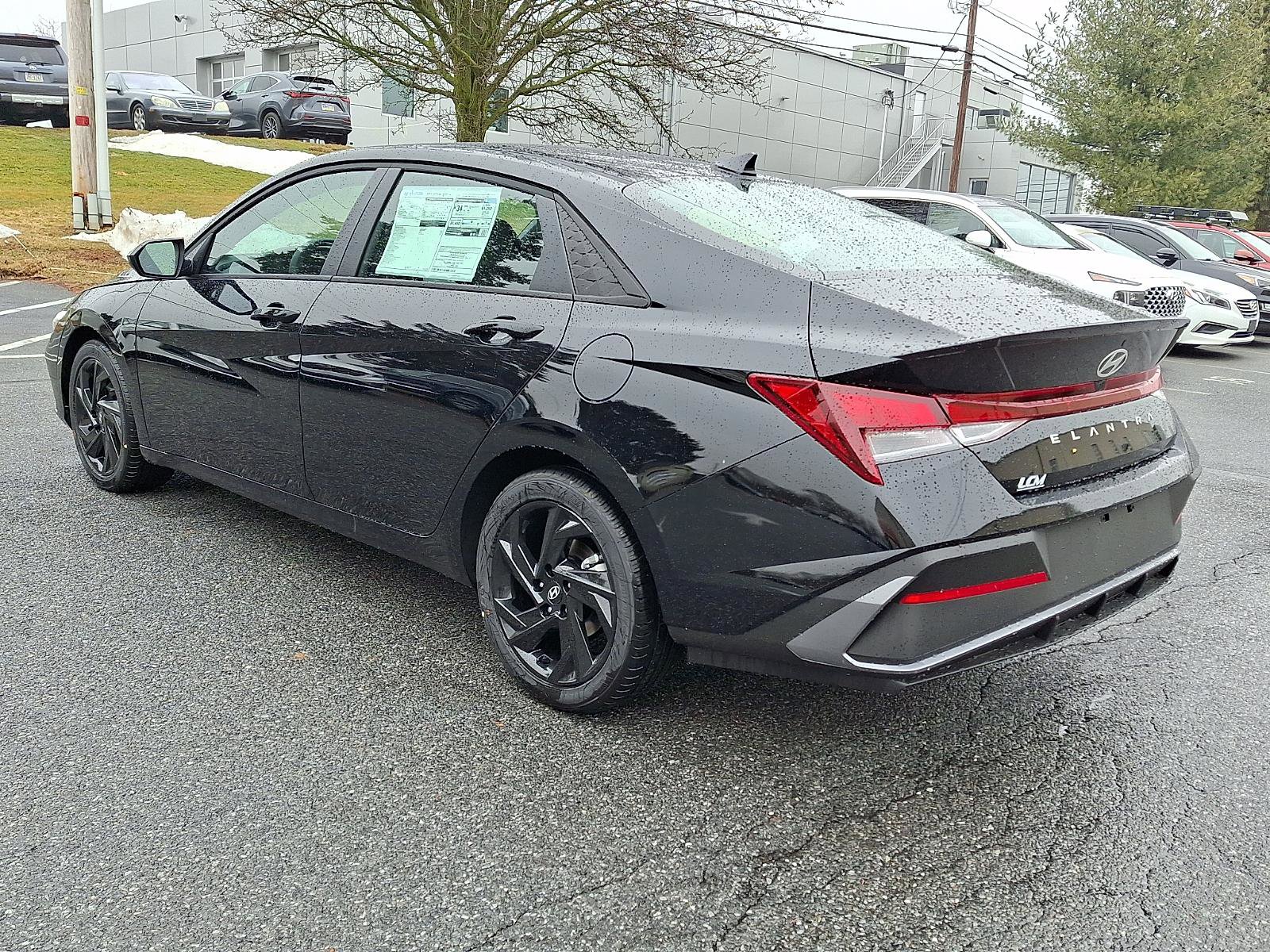 New 2026 Hyundai Elantra Sport image 4