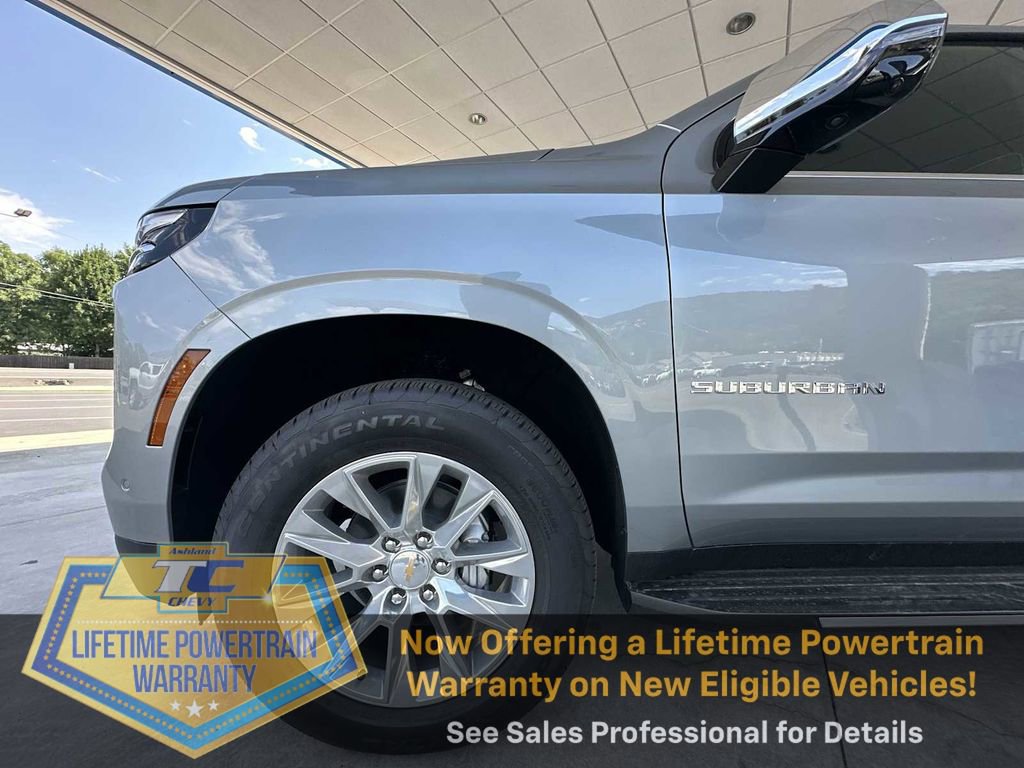 New 2025 Chevrolet Suburban Premier image 33