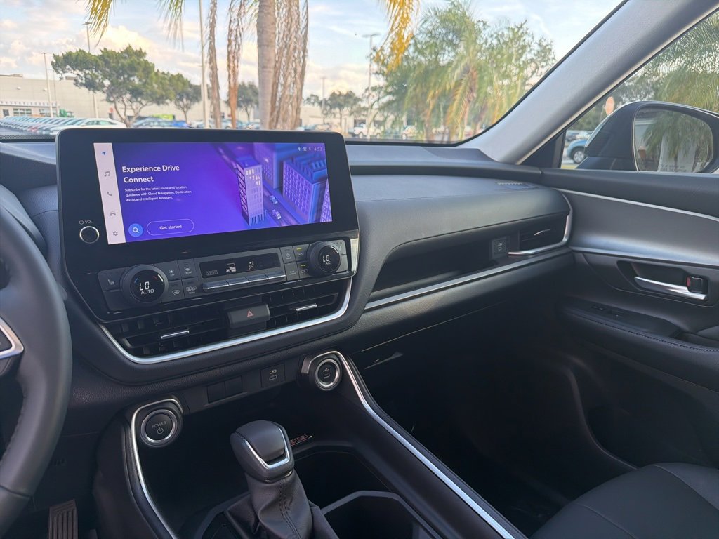 Used 2024 Toyota Grand Highlander XLE image 17