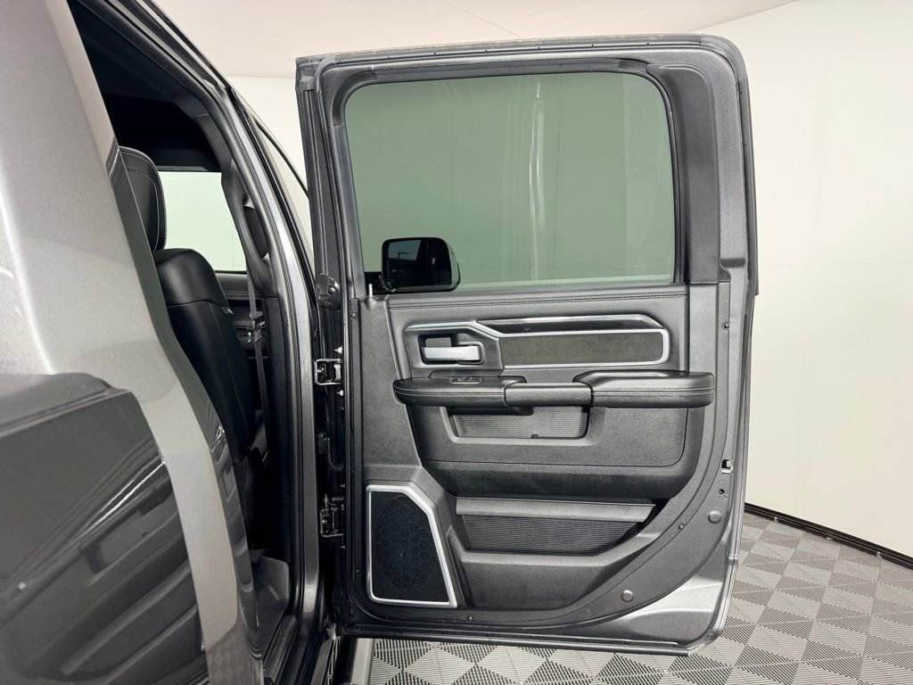 Used 2022 RAM 2500 Laramie image 30