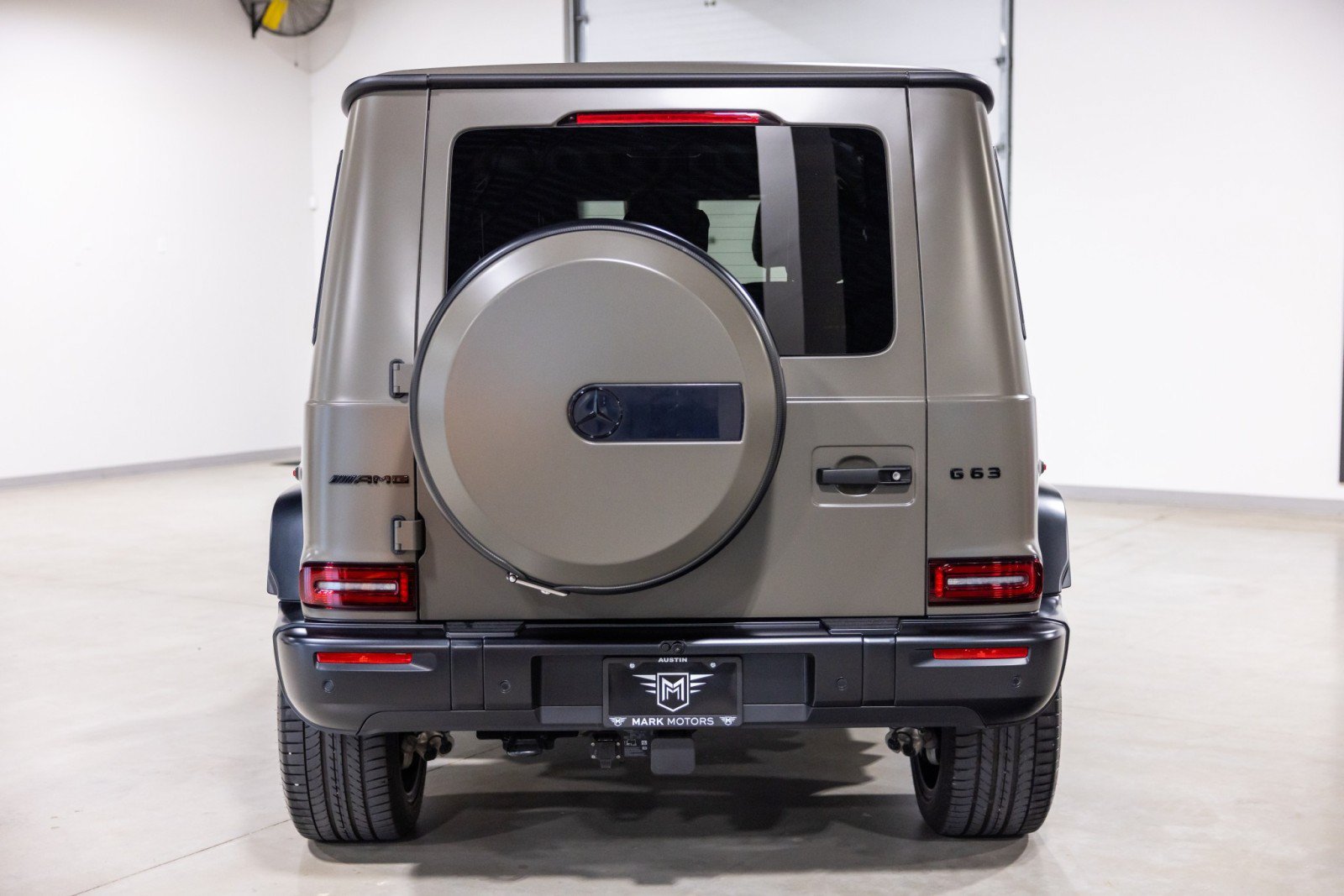 Used 2025 Mercedes-Benz G 63 AMG 4MATIC w/ Night Package Magno image 8
