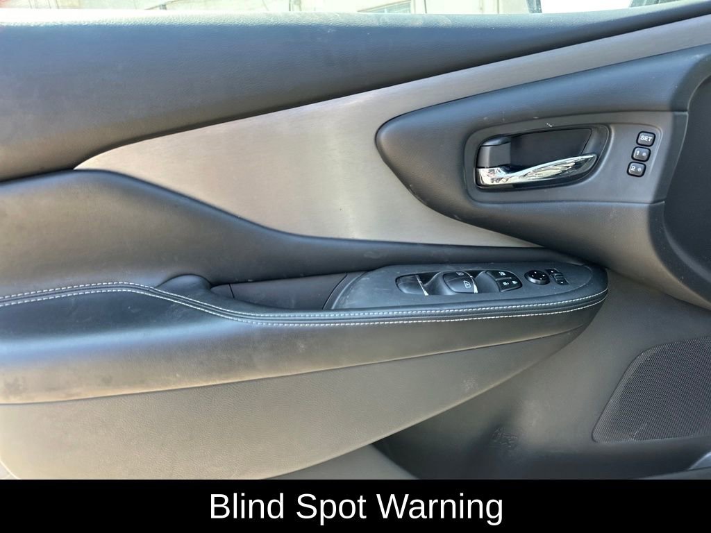 Used 2023 Nissan Murano SL w/ SL Moonroof Package image 14