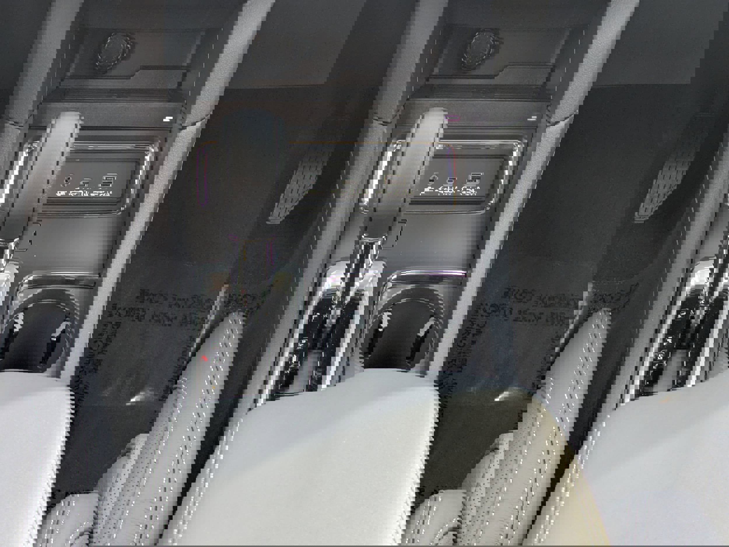 New 2026 Subaru Ascent Limited image 18