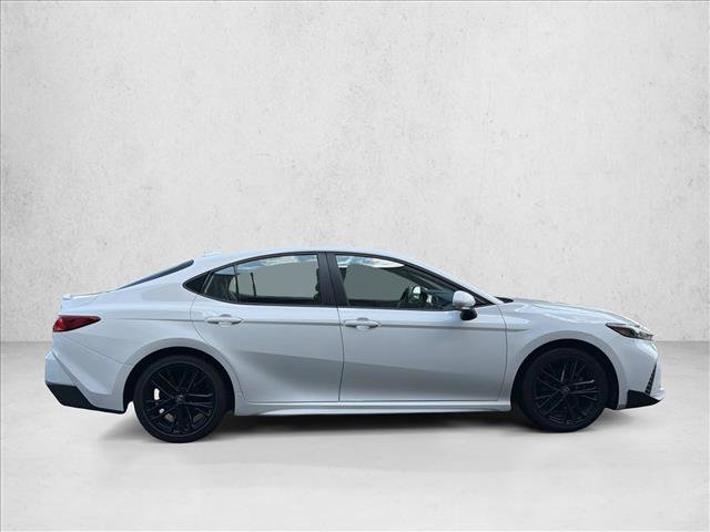Used 2025 Toyota Camry SE FWD video 4