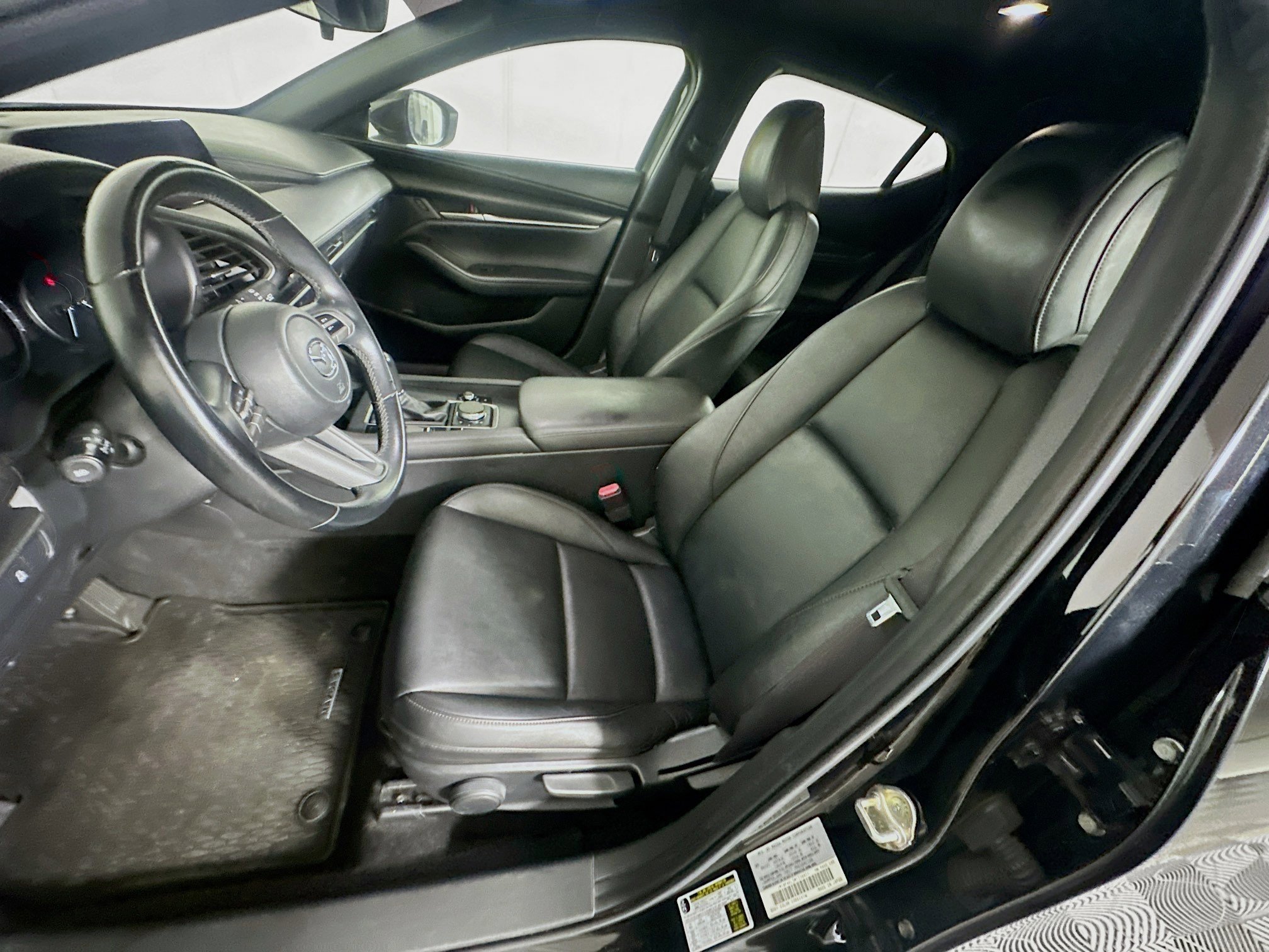 Used 2021 MAZDA MAZDA3 s FWD image 13