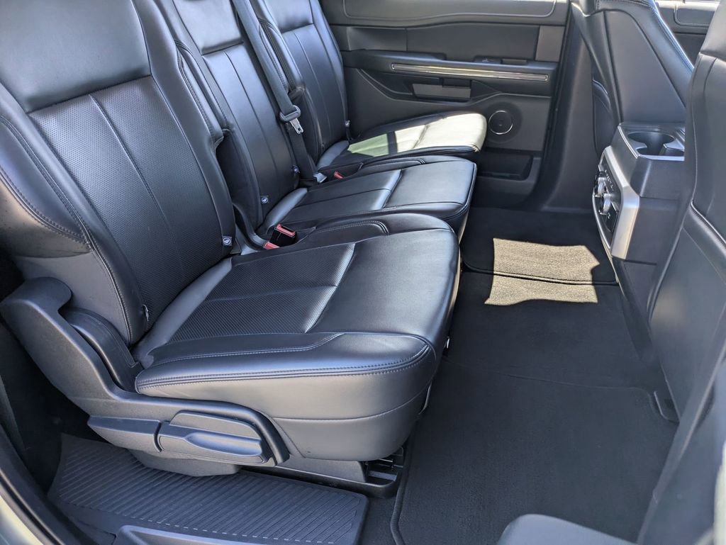 Used 2024 Ford Expedition Max XLT AWD/4WD image 28