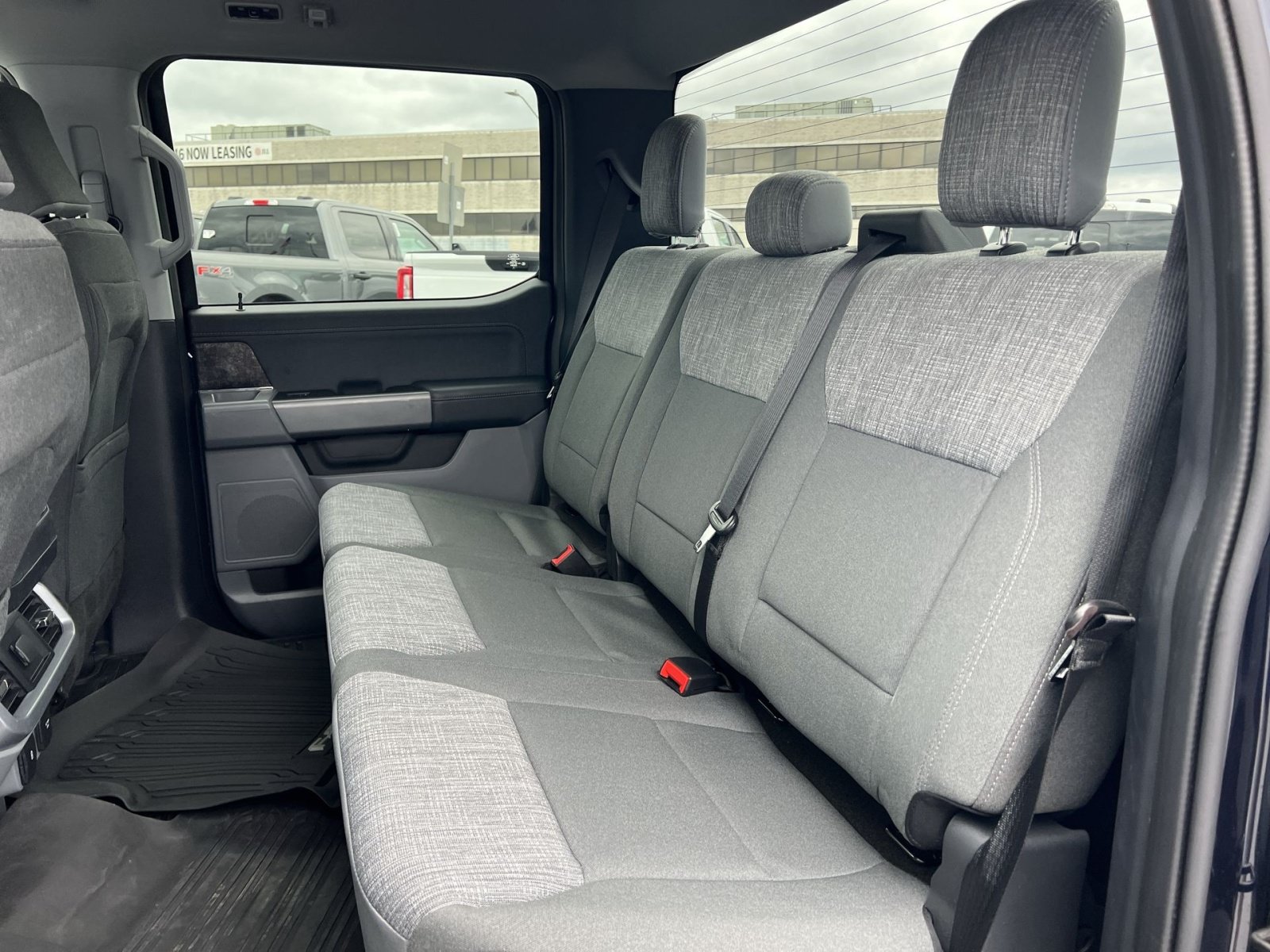 Used 2023 Ford F150 Lightning XLT AWD/4WD image 24