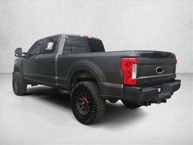 Used 2017 Ford F250 XLT w/ XLT Value Package AWD/4WD image 8