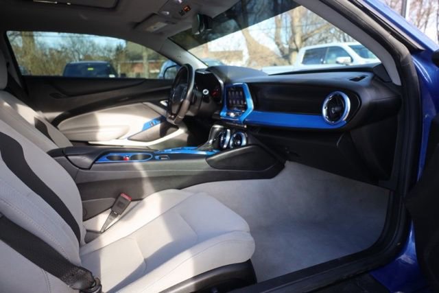 Used 2019 Chevrolet Camaro SS image 30