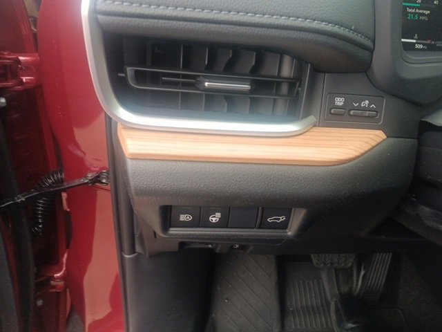 Used 2026 Toyota Grand Highlander Platinum image 3