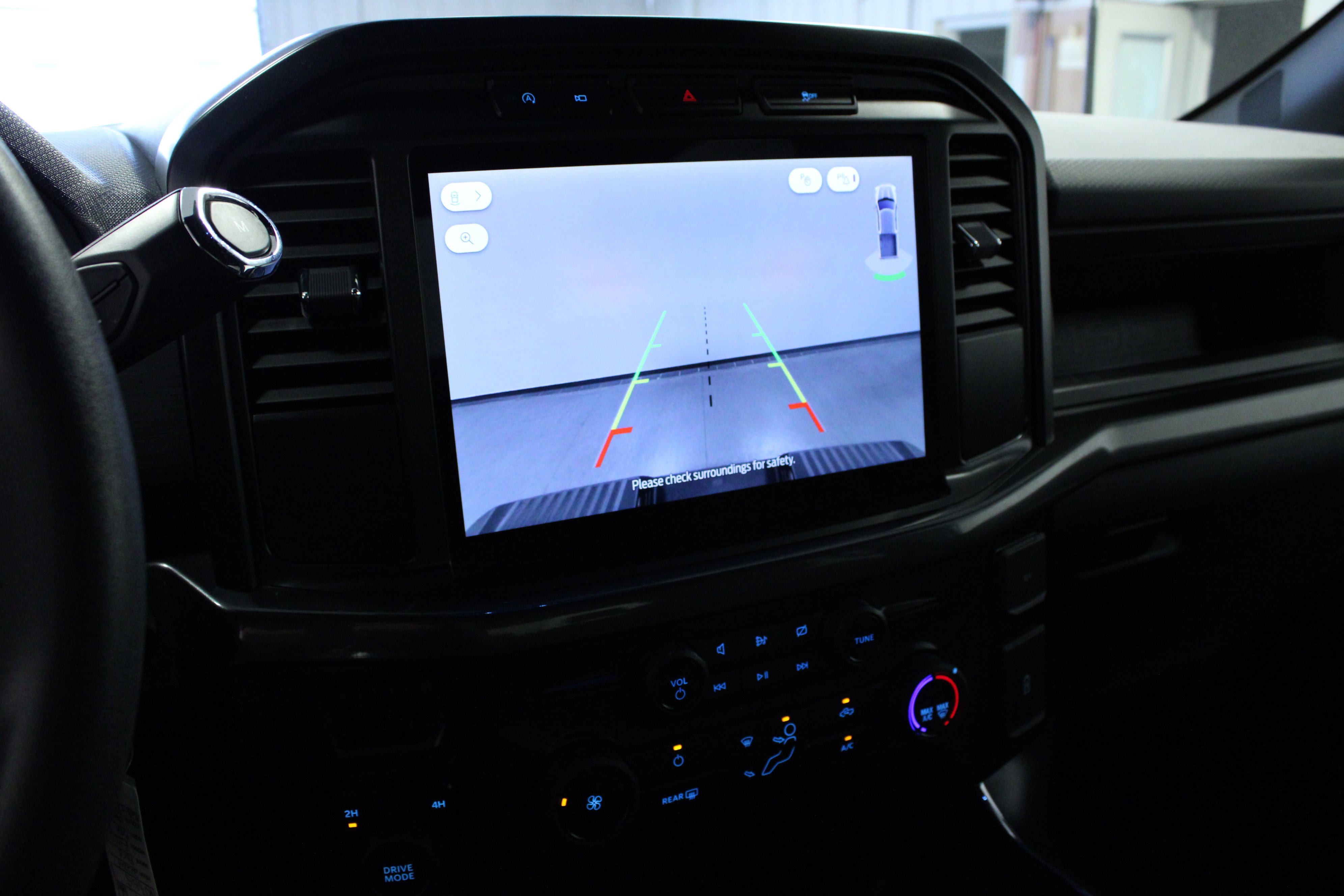 Used 2024 Ford F150 STX image 23