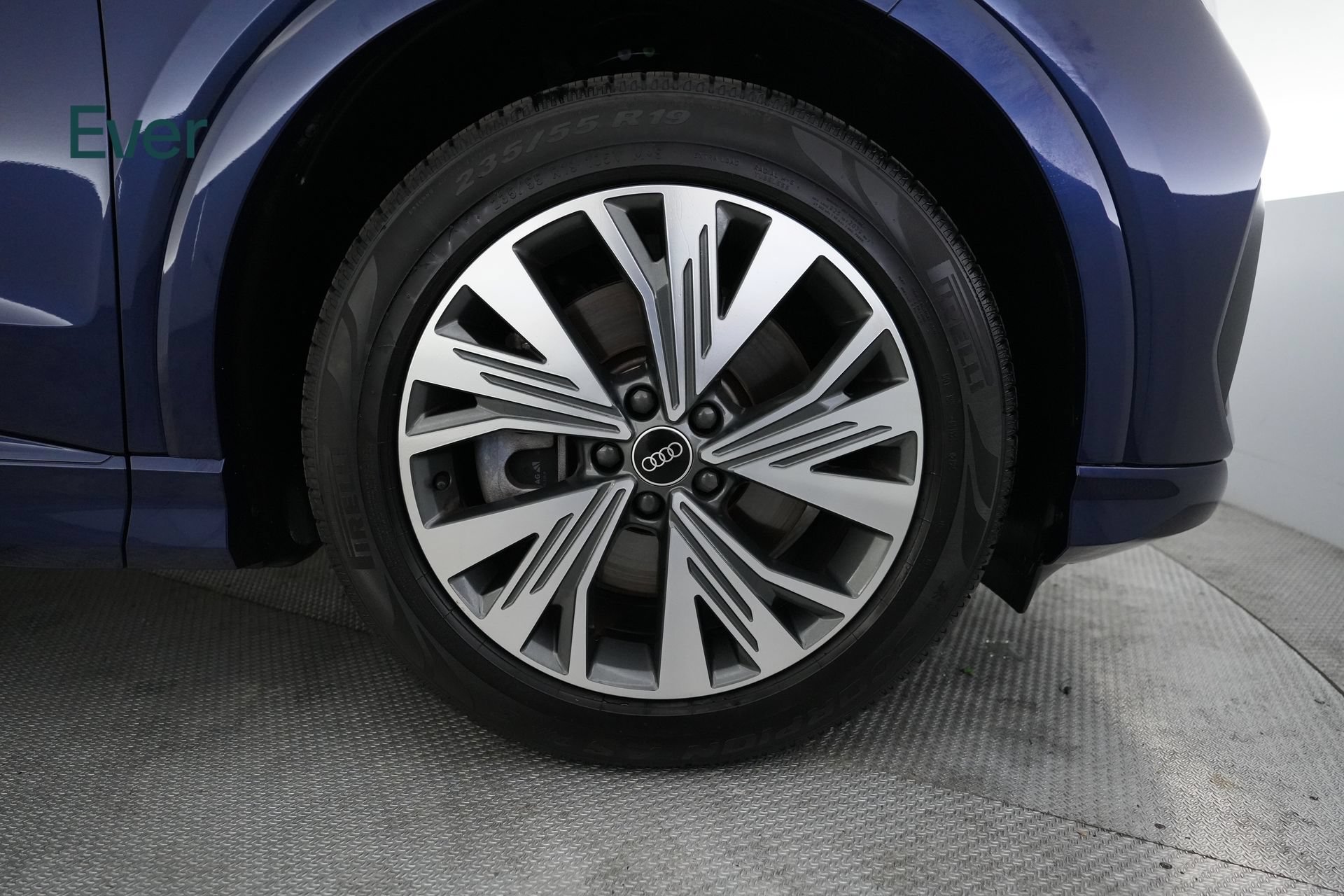 Used 2023 Audi Q4 e-tron Premium w/ Convenience Package RWD image 20