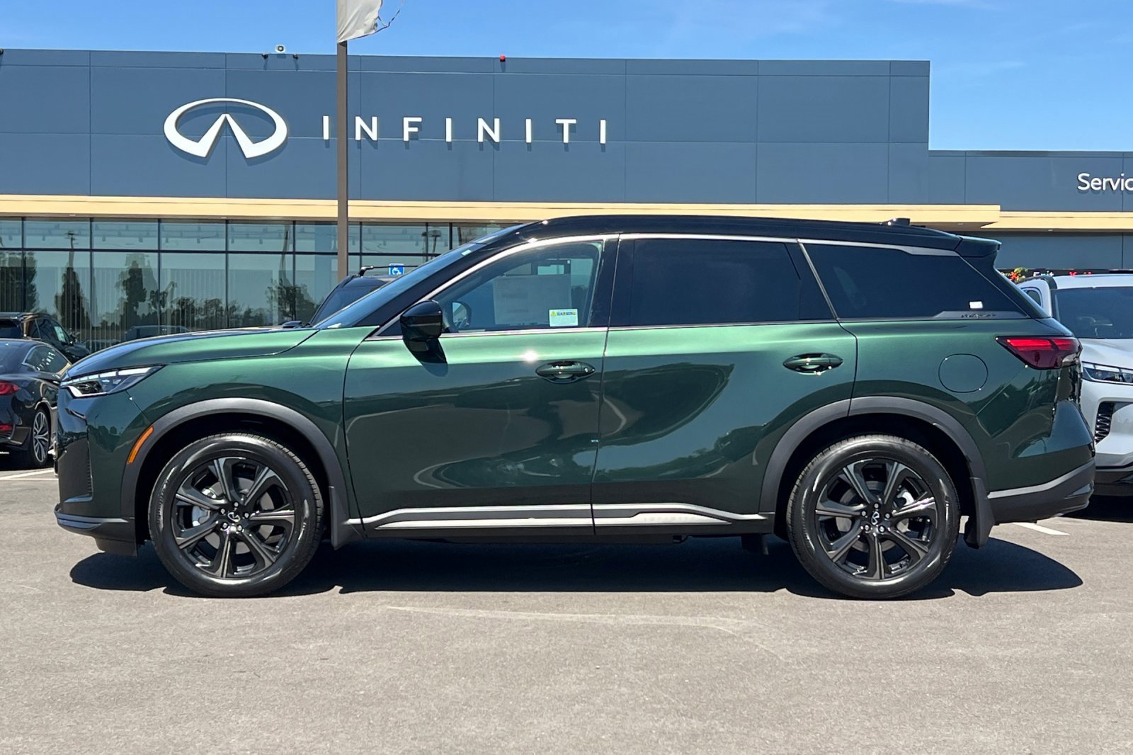 New 2026 INFINITI QX60 Autograph w/ Autograph Tech Package image 2