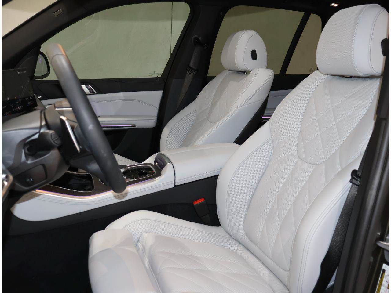 Used 2026 BMW X5 xDrive40i AWD/4WD image 13