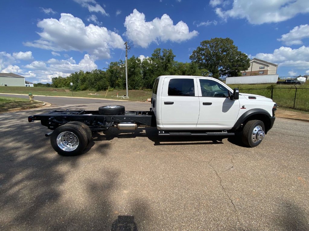 New 2027 RAM 4500 Tradesman AWD/4WD image 6