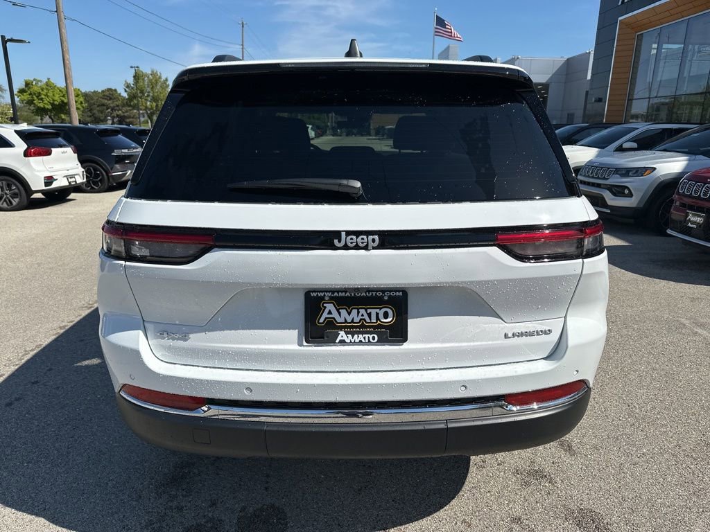 New 2026 Jeep Grand Cherokee Laredo X AWD/4WD image 7