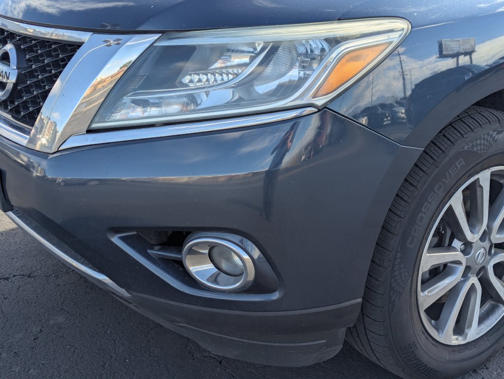 Used 2013 Nissan Pathfinder SL AWD/4WD image 12