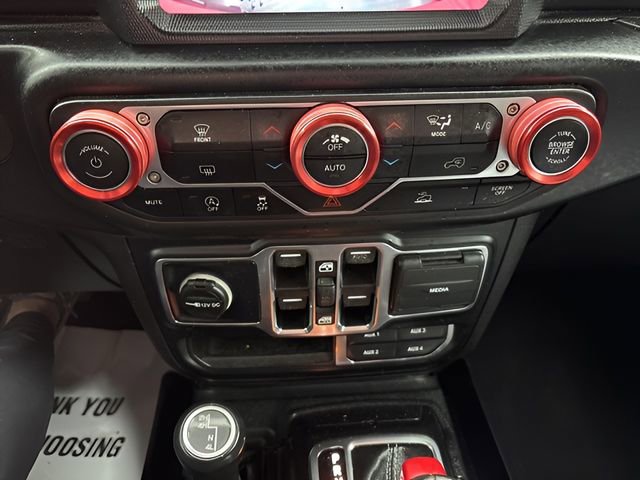 Used 2020 Jeep Gladiator Overland image 14