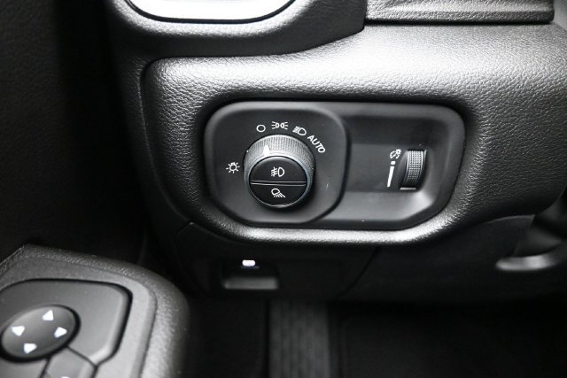 New 2027 RAM 1500 Express RWD image 14