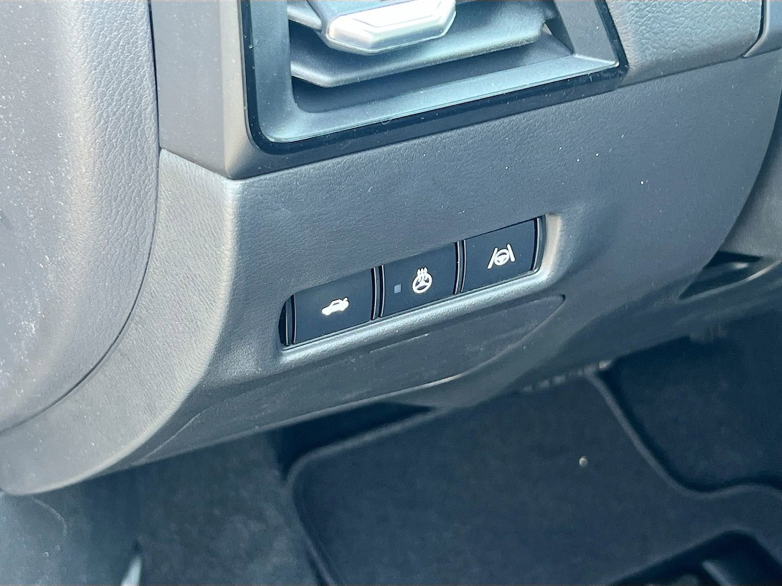 New 2026 Nissan Sentra SR image 10