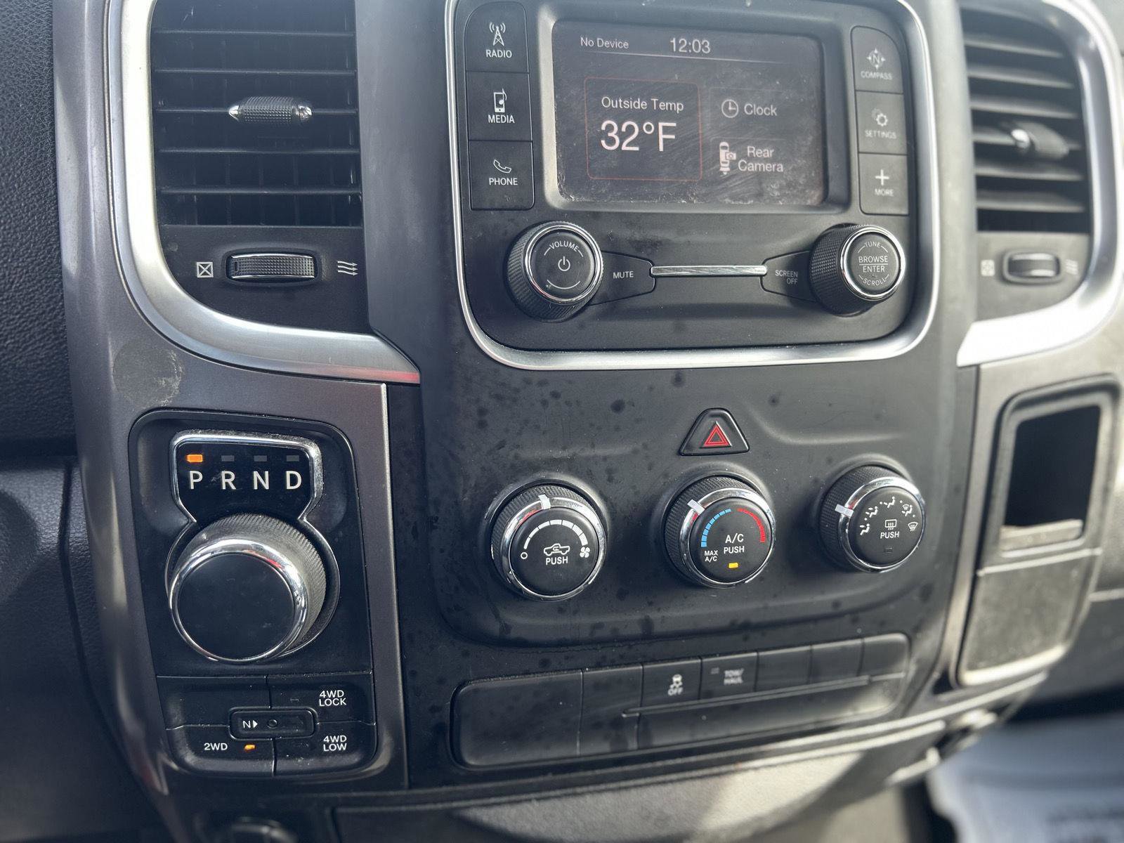 Used 2021 RAM 1500 Classic SLT image 17