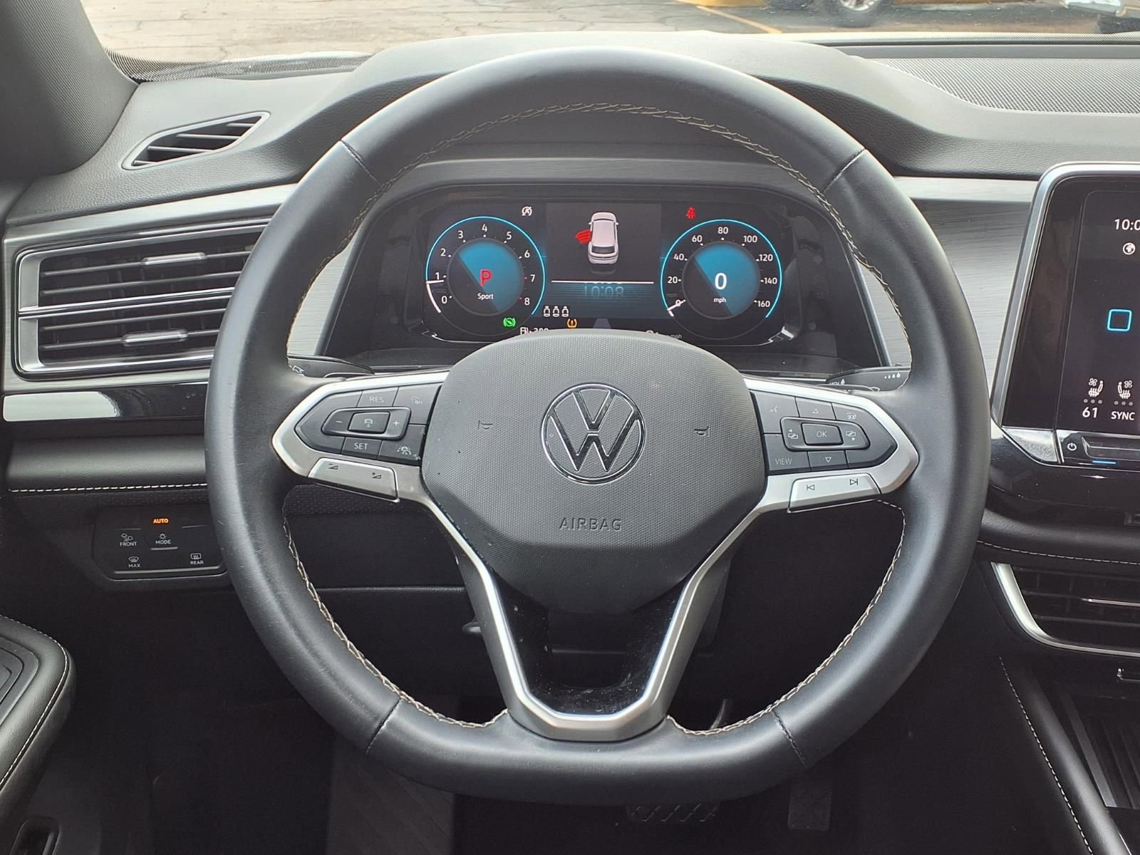 Used 2025 Volkswagen Atlas Cross Sport SE image 12