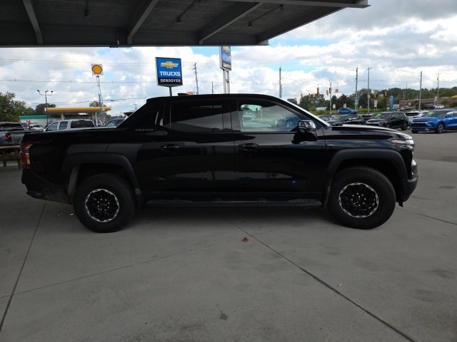New 2026 Chevrolet Silverado EV Trail Boss image 4