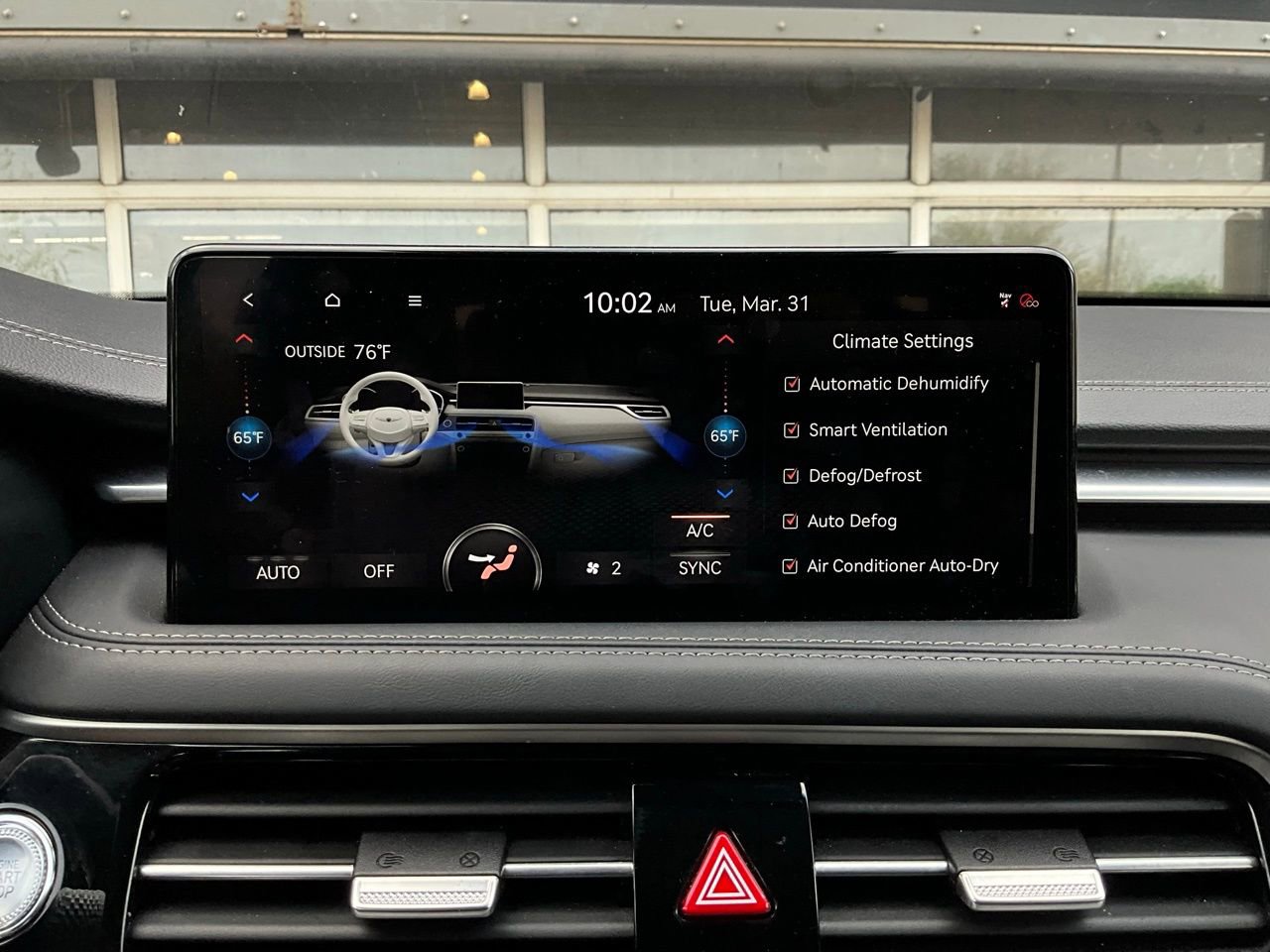 Used 2025 Genesis G70 2.5T image 30