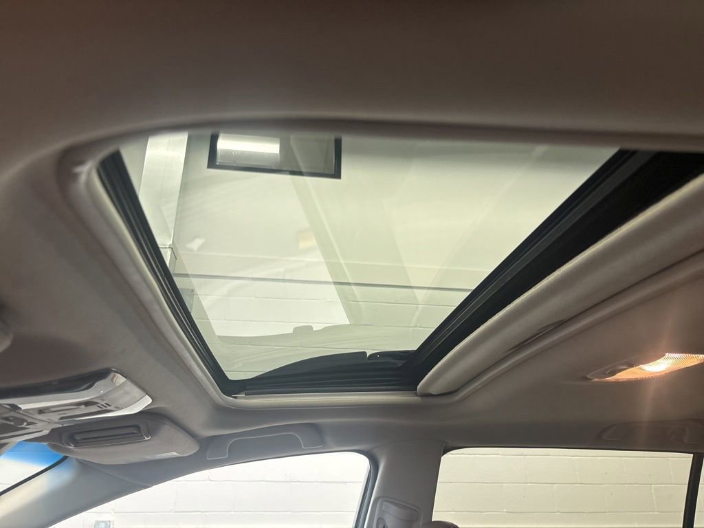 Used 2014 Subaru Outback 3.6R Limited image 23