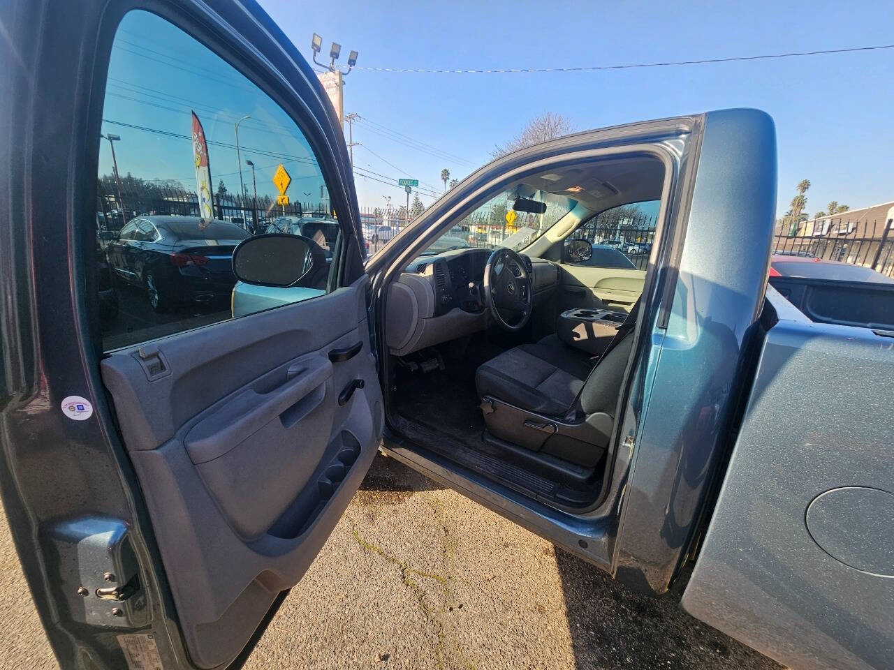 Used 2011 Chevrolet Silverado 1500 W/T image 8