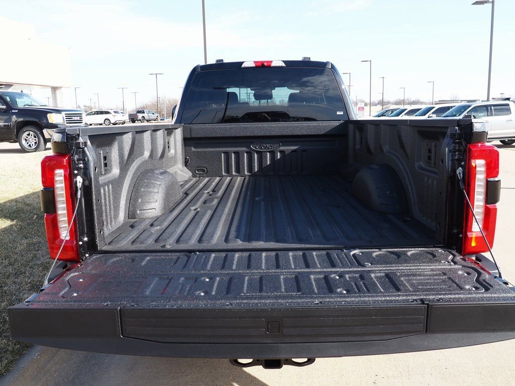 New 2026 Ford F350 Lariat w/ Black Appearance Package image 17