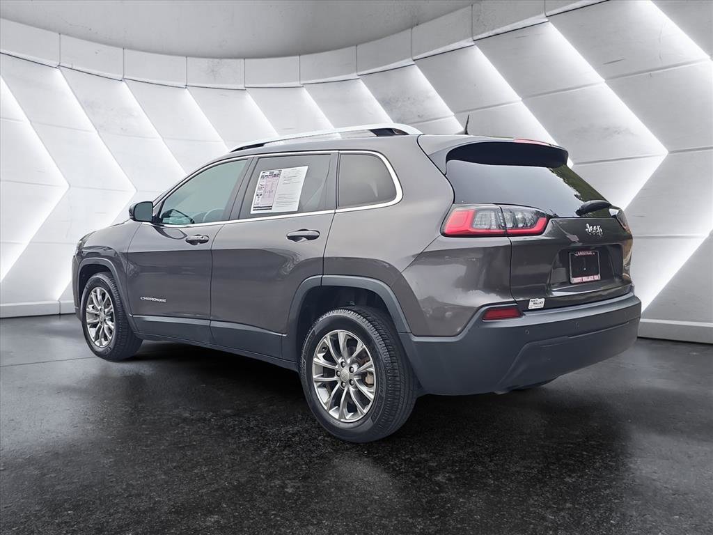 Used 2019 Jeep Cherokee Latitude Plus w/ Cold Weather Group image 3