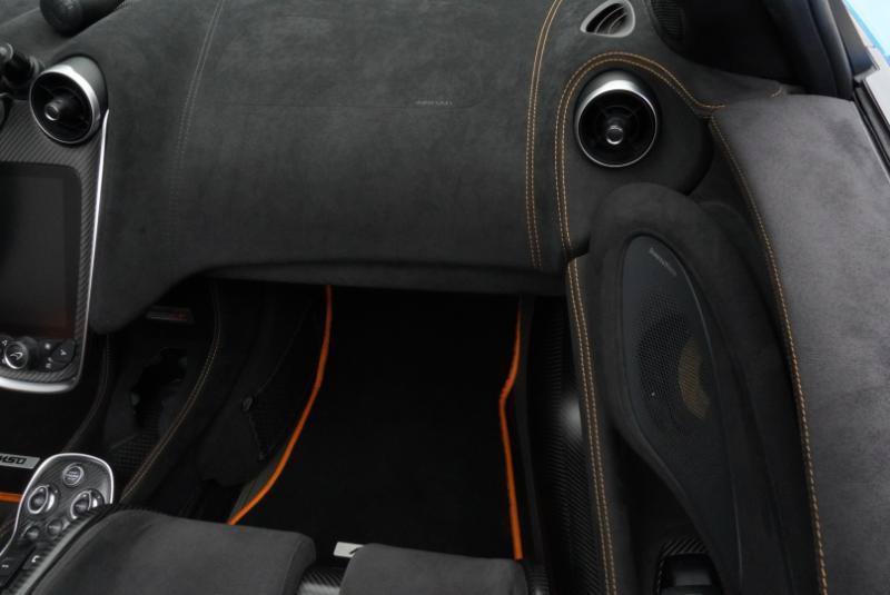 Used 2020 McLaren 600LT Spider RWD image 65
