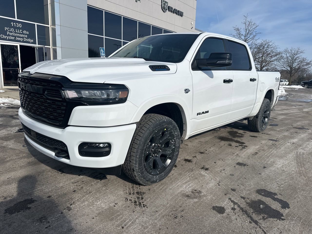 New 2026 RAM 1500 4x4 Crew Cab image 7