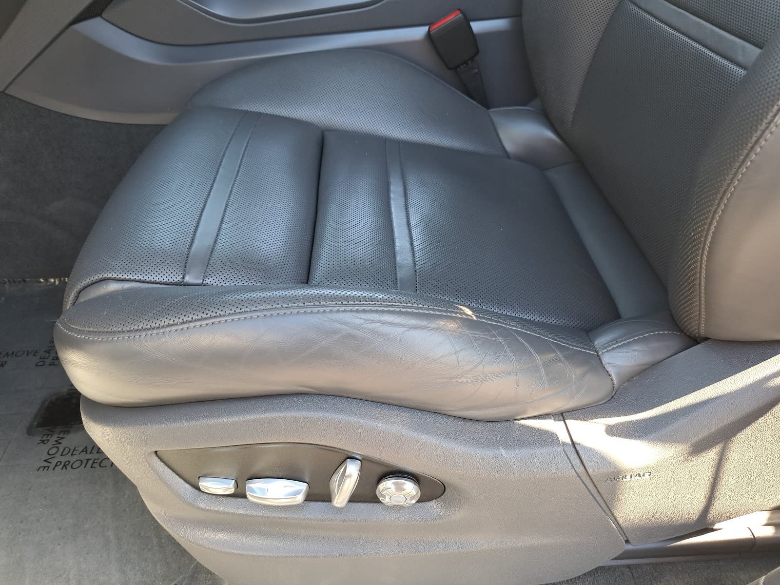 Used 2019 Porsche Cayenne S AWD/4WD image 32