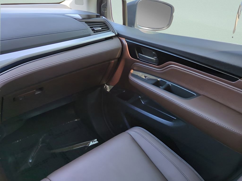 Used 2025 Honda Odyssey Touring image 17