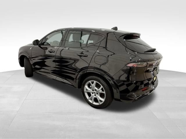 Used 2024 Dodge Hornet R/T image 2