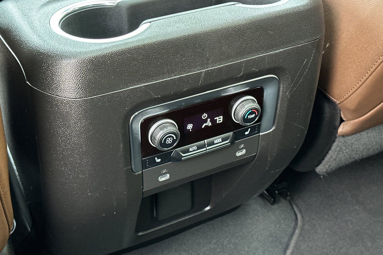 Used 2023 Chevrolet Tahoe High Country image 15