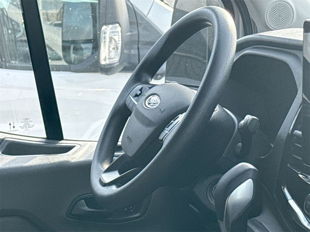 Used 2023 Ford Transit 350 XLT image 13