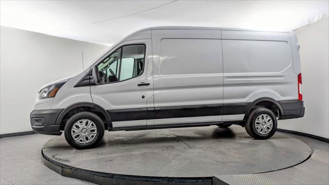Used 2022 Ford E-Transit Medium Roof image 3